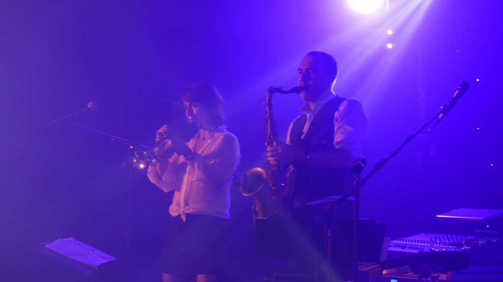 Laura (trompette) et Gwen (sax)