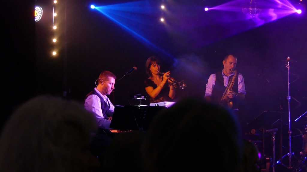 Matthieu (clavier), Laura (trompette) et Gwen (sax)